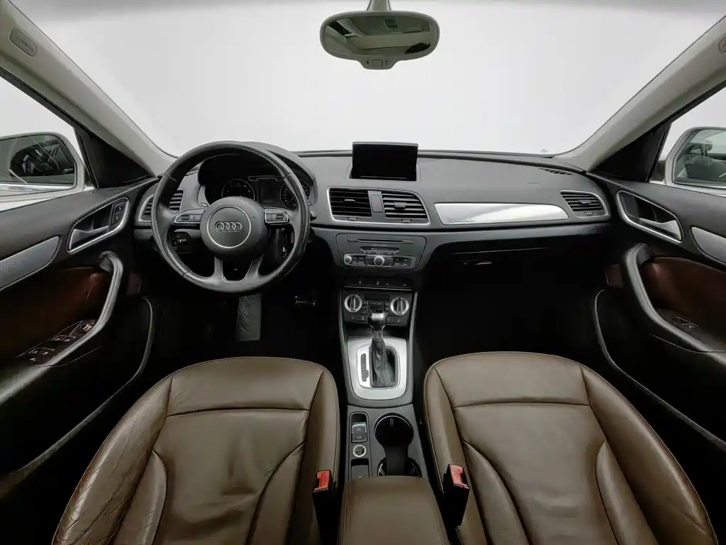 Фото 5 - Audi Q3