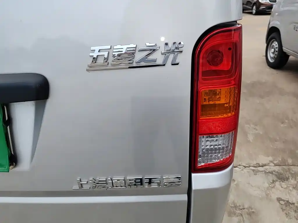 Wuling Motors Wuling Zhiguang 2026 2023 1.5L Utility 5/7-seater