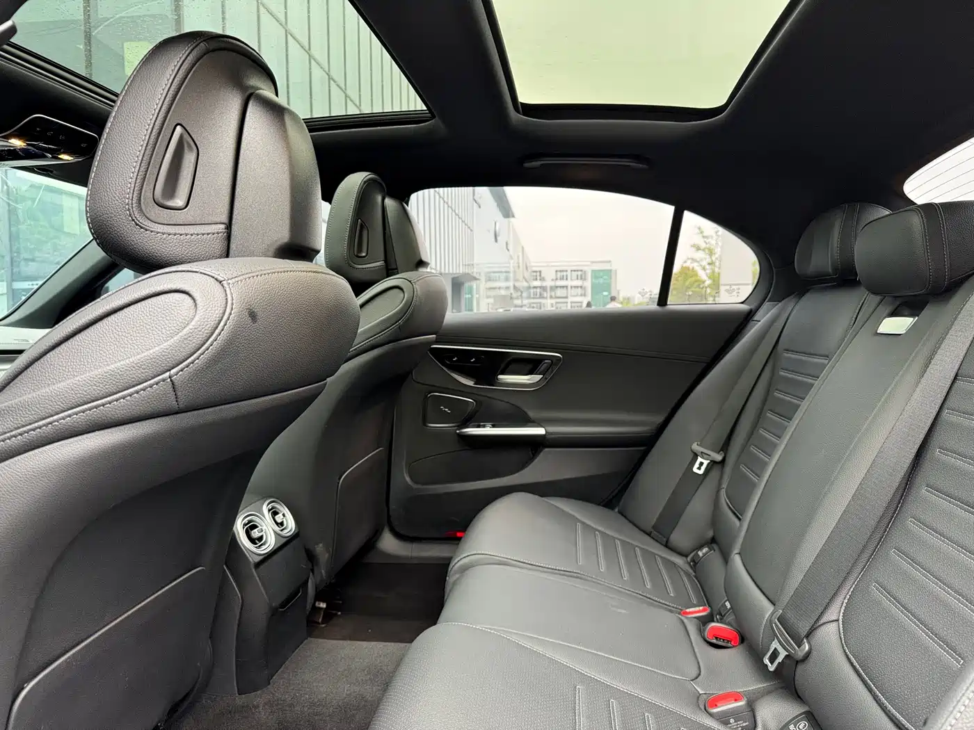 Mercedes-Benz C-Class 2024 C 260 L Sport фото 7