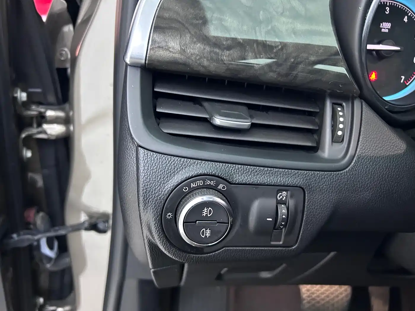 Buick Envision Plus 2014 28T 4WD All-round Flagship фото 14
