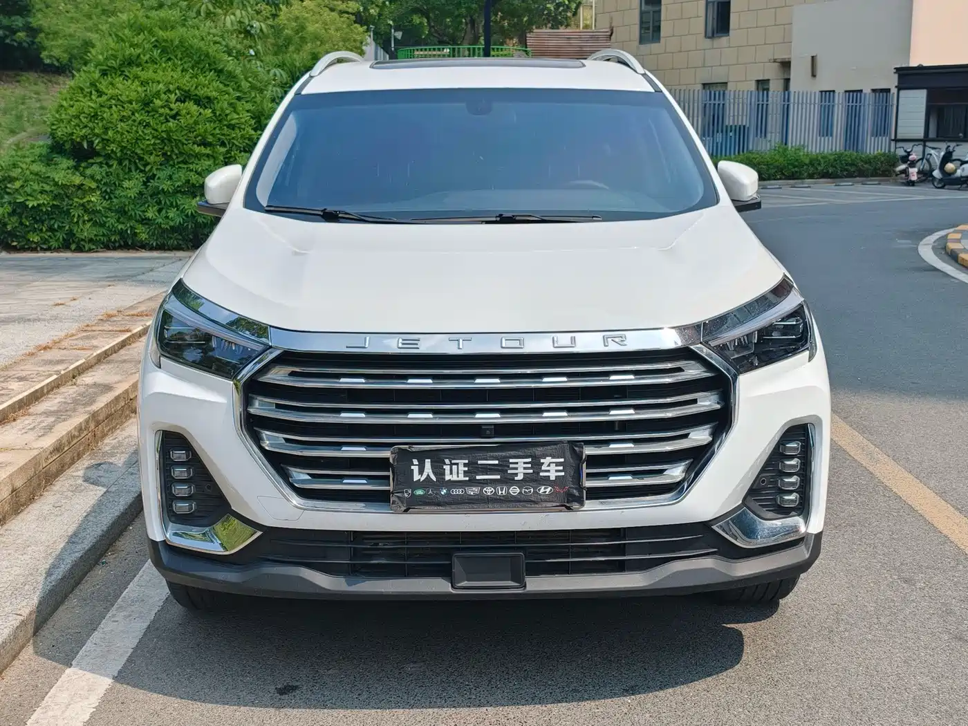 Jetour X90 PLUS 2023 2023 1.6TD DCT Villa 7-Seater