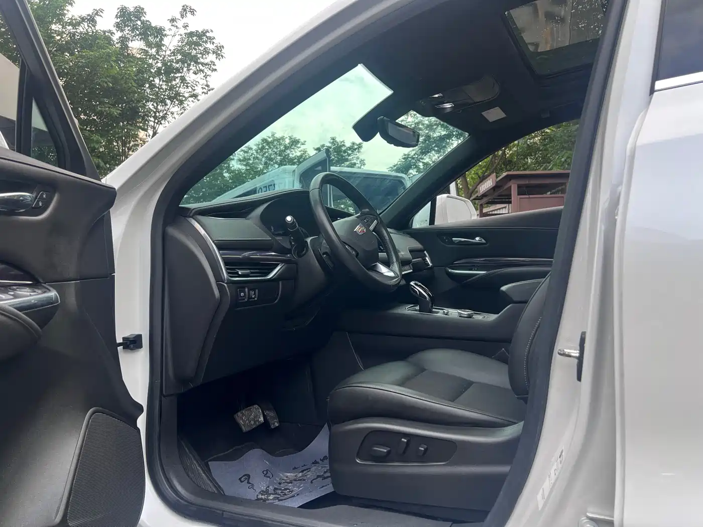 Cadillac XT4 2020 Facelift 28T 2WD Tech фото 7