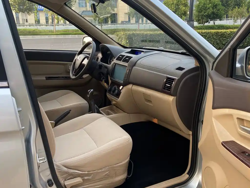 BAIC Weiwang M30 2017 2017 Model 1.5L M30PLUS Standard DAM15DL