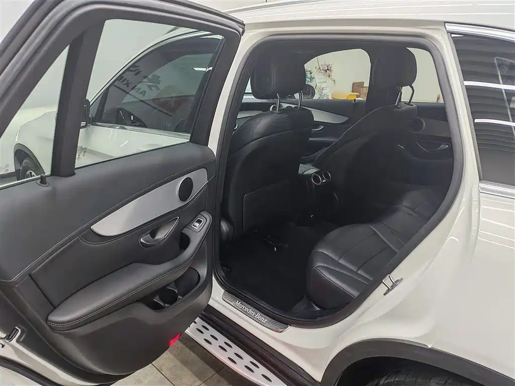 Mercedes-Benz GLC 2019 GLC 200 4MATIC фото 11