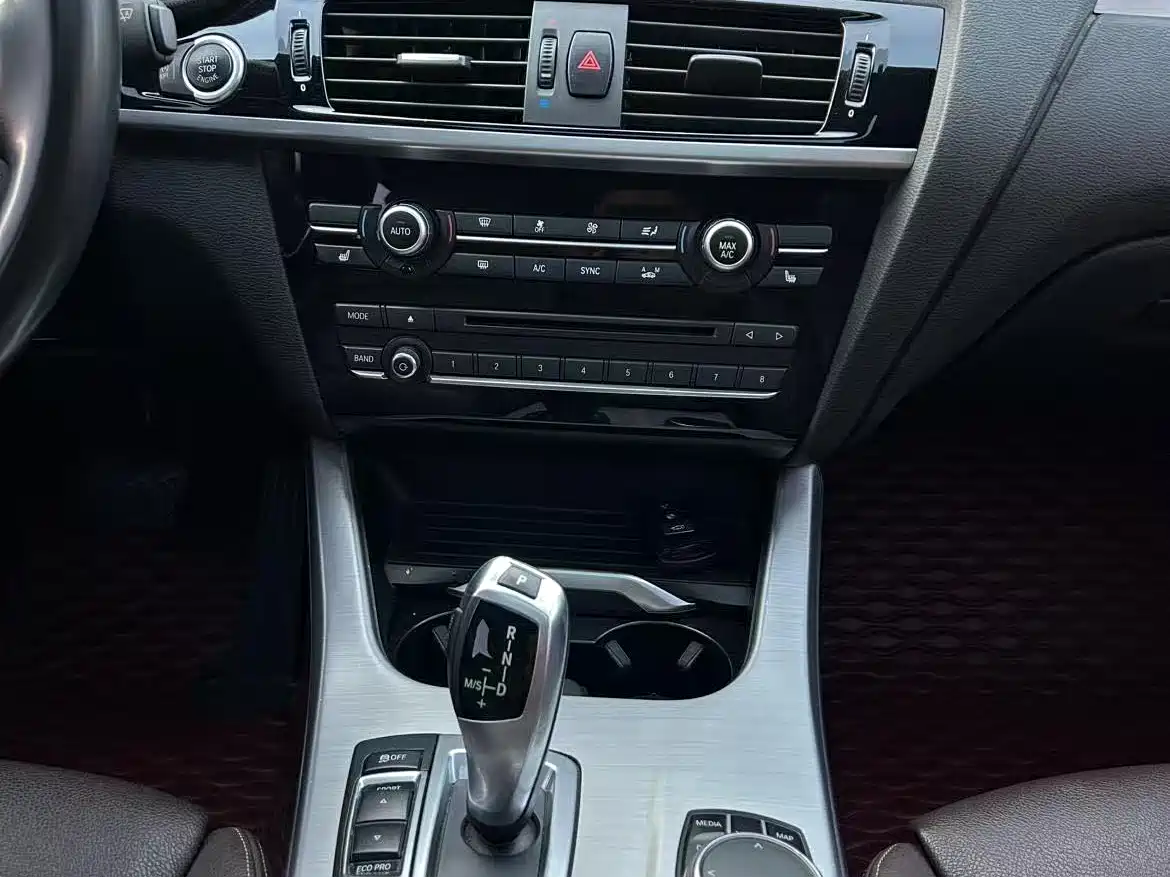 BMW X4 2016 Model xDrive20i M Sport фото 19