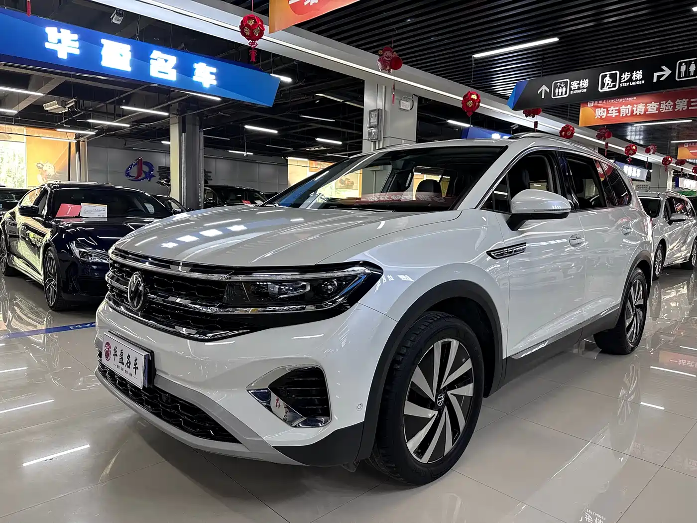Volkswagen Talagon 2022 380TSI 4WD Luxury Premium Pro Edition 6-seater