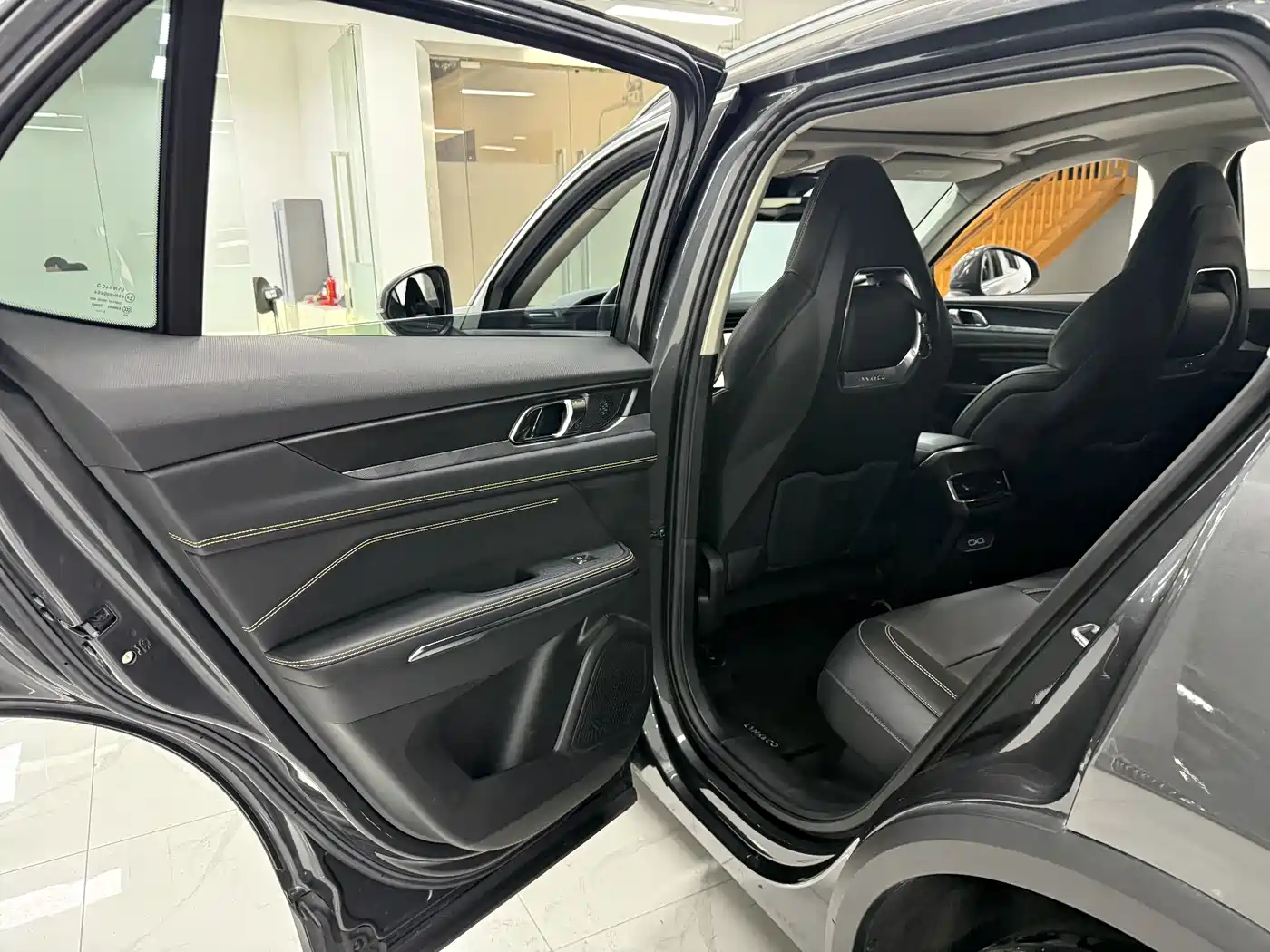 LYNK 01