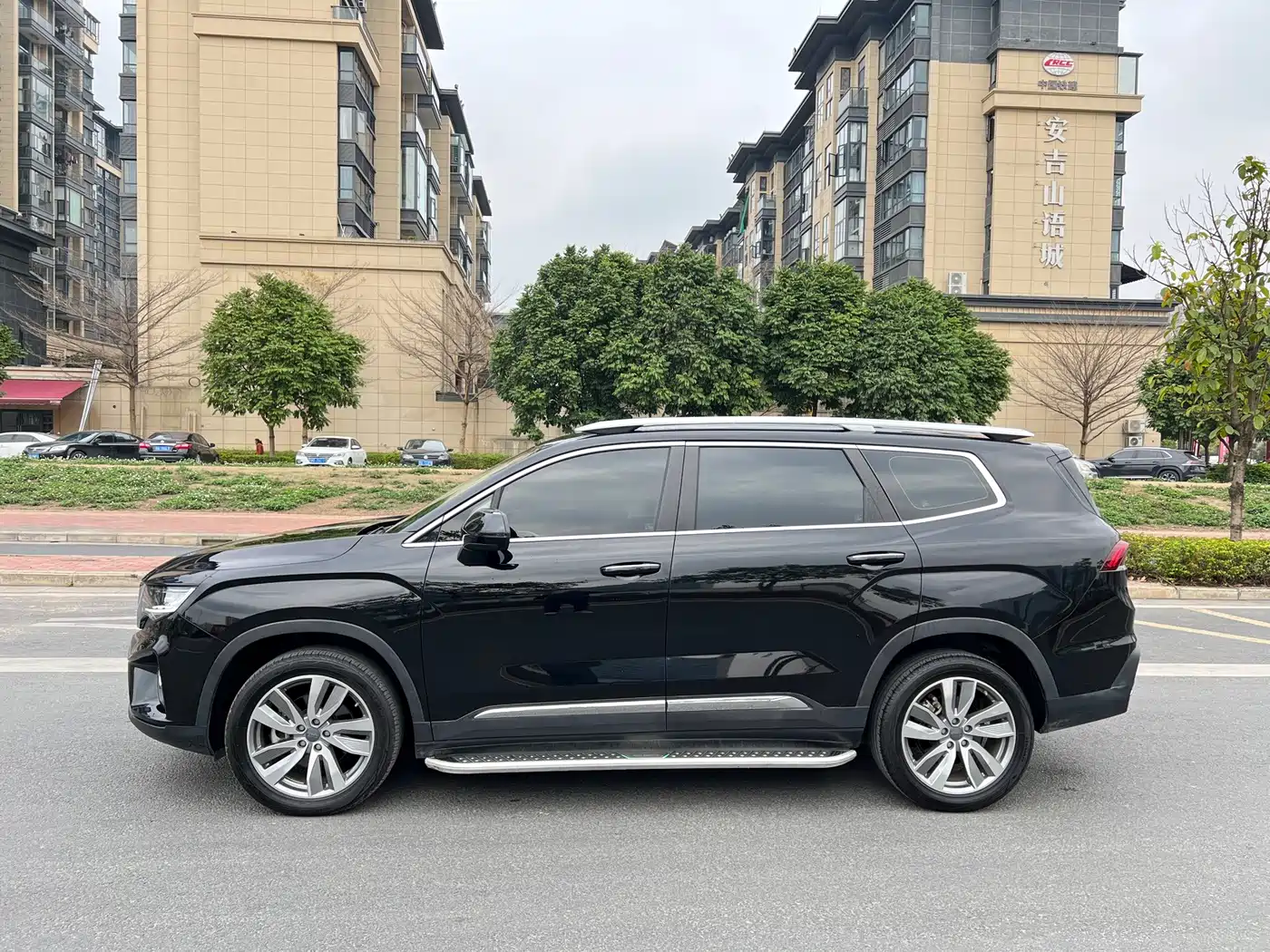 Geely Haoyue 2022 2022 1.8TD Automatic Premium 7-Seater