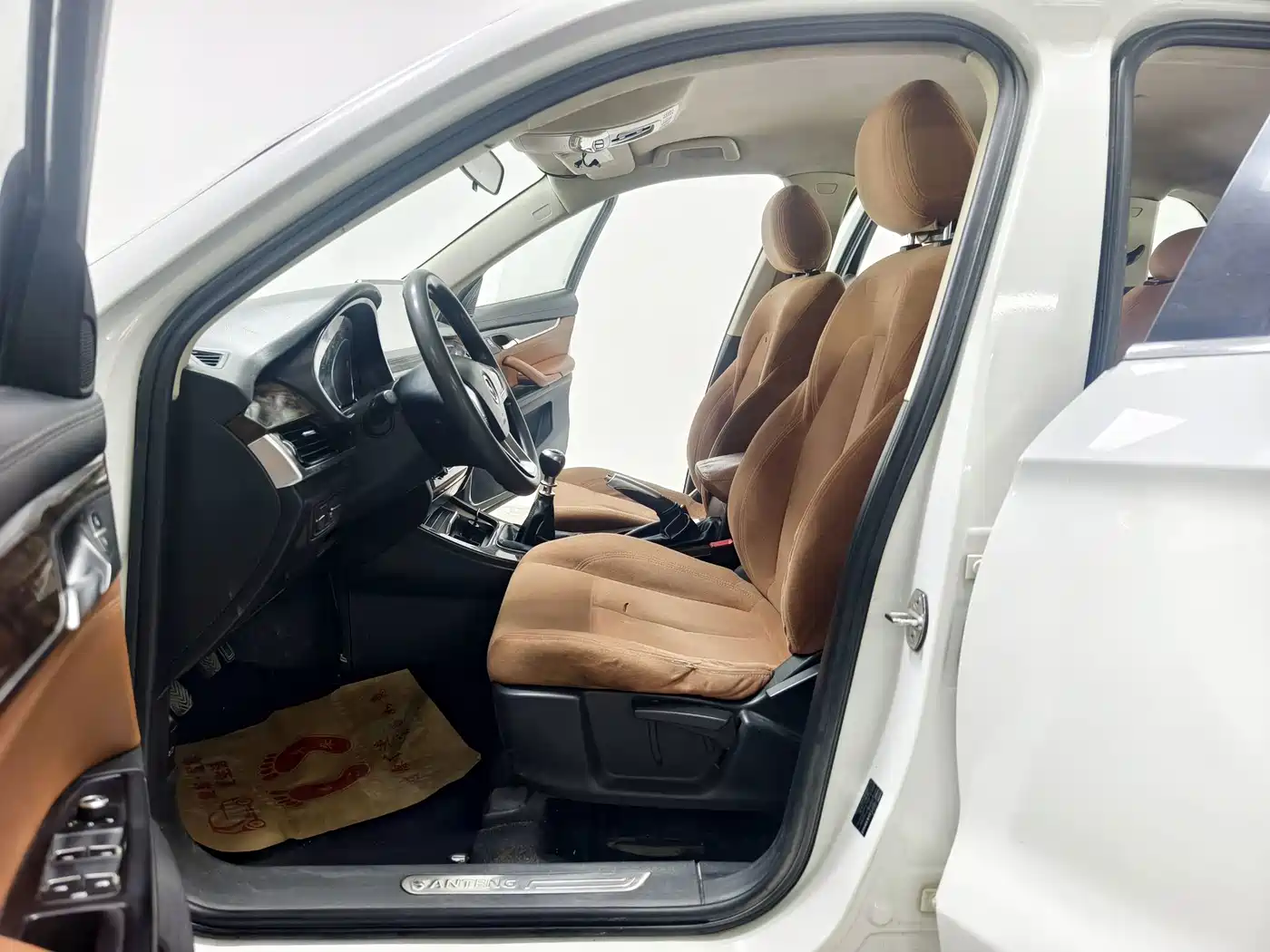 Hanteng Auto Hanteng X7 2017 2016 1.5T Manual Premium Edition