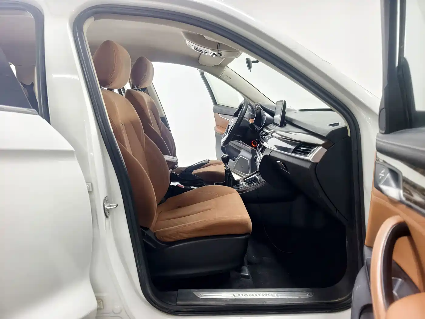 Hanteng Auto Hanteng X7 2017 2016 1.5T Manual Premium Edition