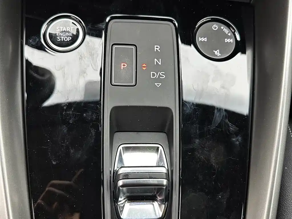 Audi A3 2023 A3L Limousine 35 TFSI Fashion Sport фото 13