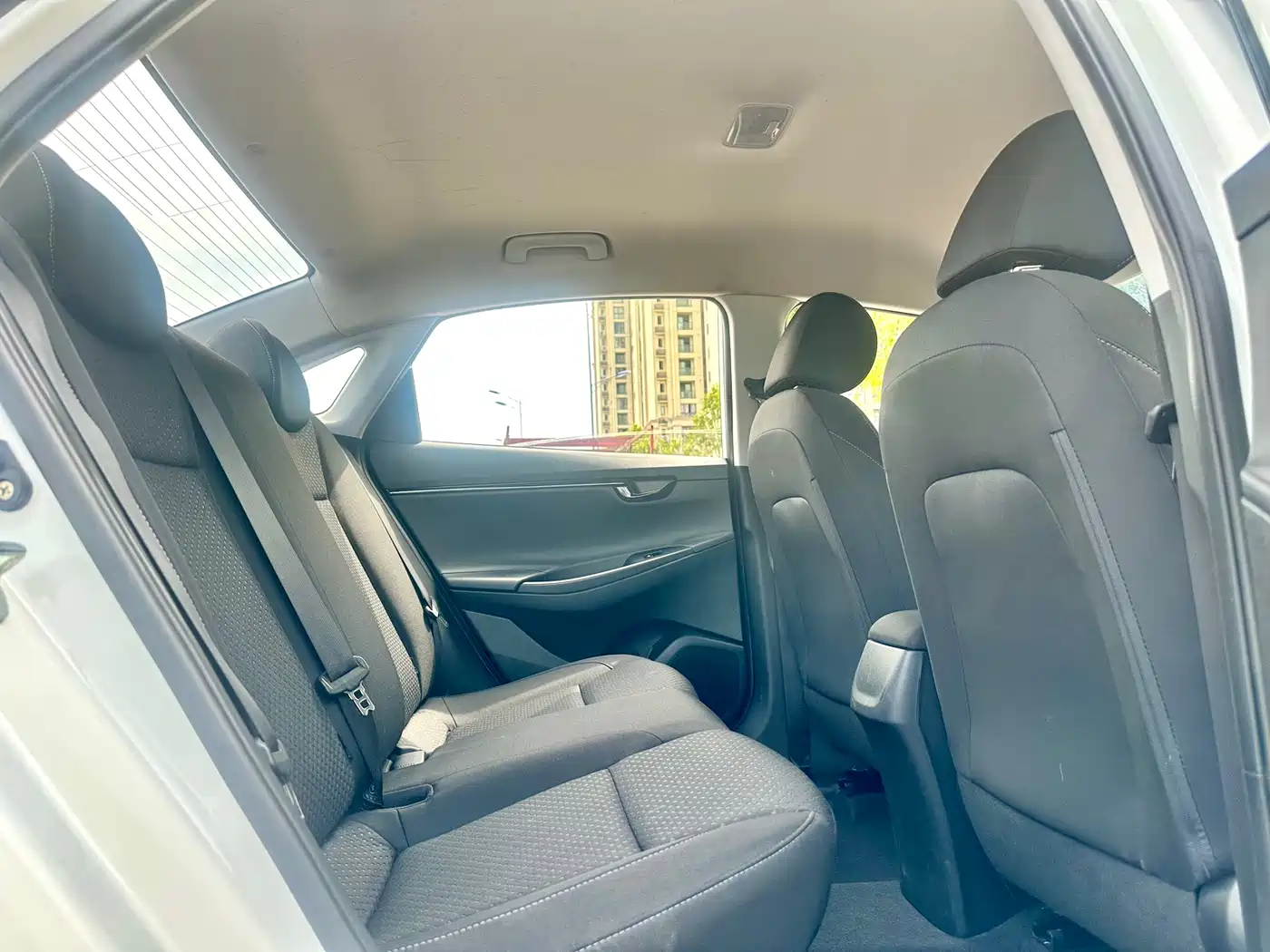 Hyundai Elantra 2018 1.6L Automatic Pleasing Edition GL China VI фото 27