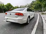 Photo 4 - Volkswagen Lamando