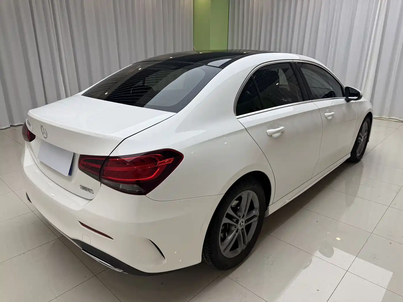 Mercedes-Benz A-Class 2022 A 180 L Sport Sedan фото 13