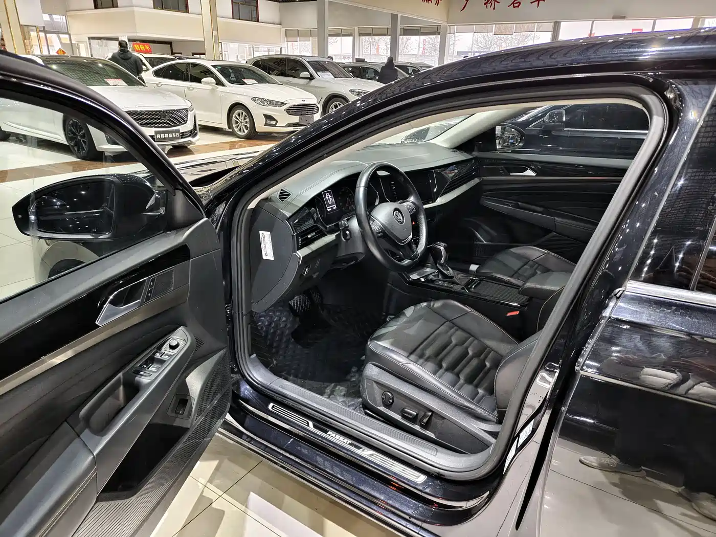 Volkswagen Passat 2020 280TSI Elite Edition China VI фото 4