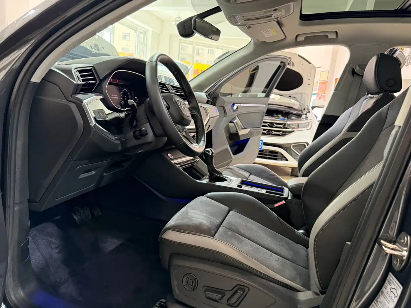 Audi Q3 2022 35 TFSI Progressive Dynamic фото 10