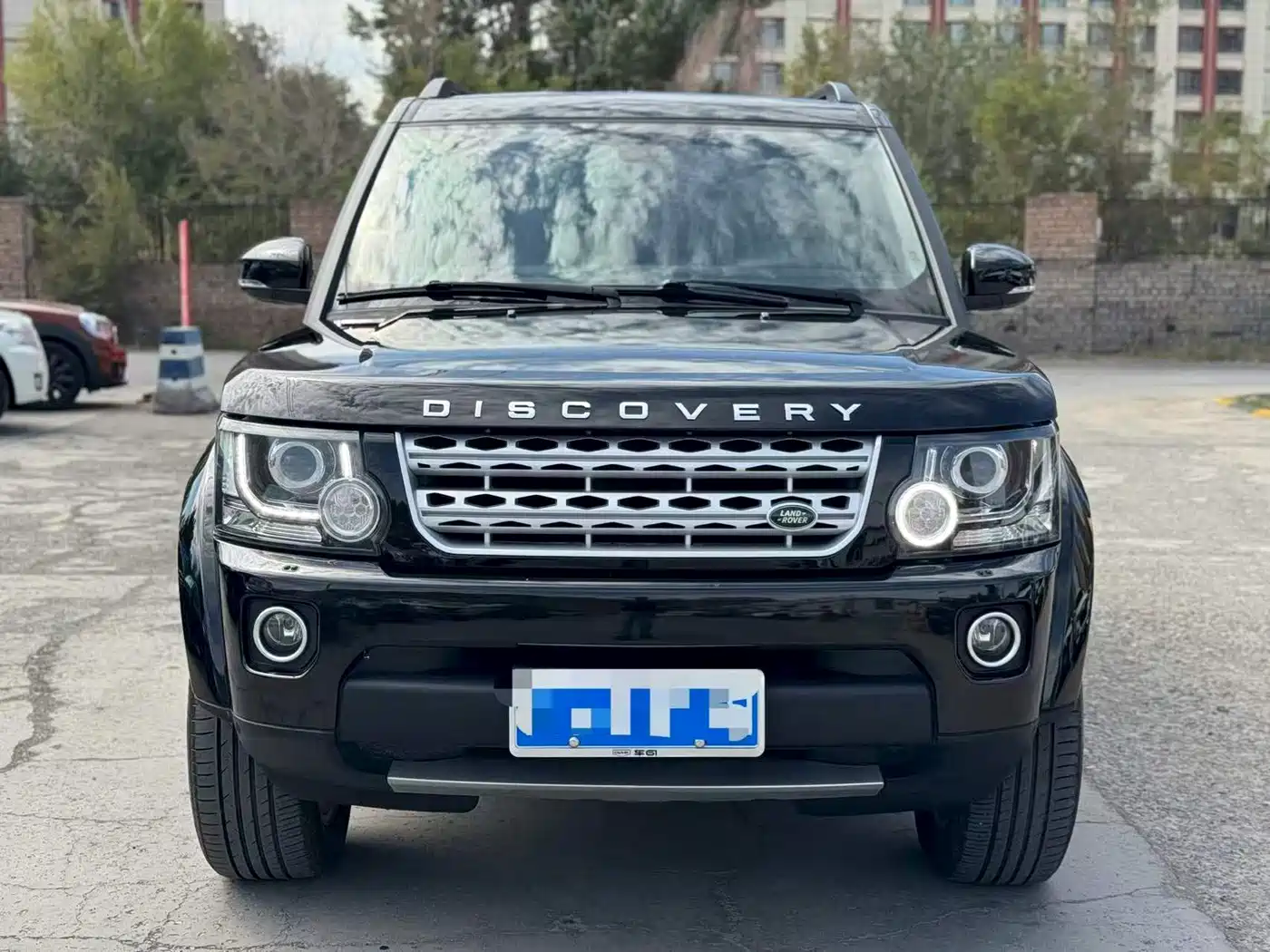 Фото 2 - Land Rover Discovery