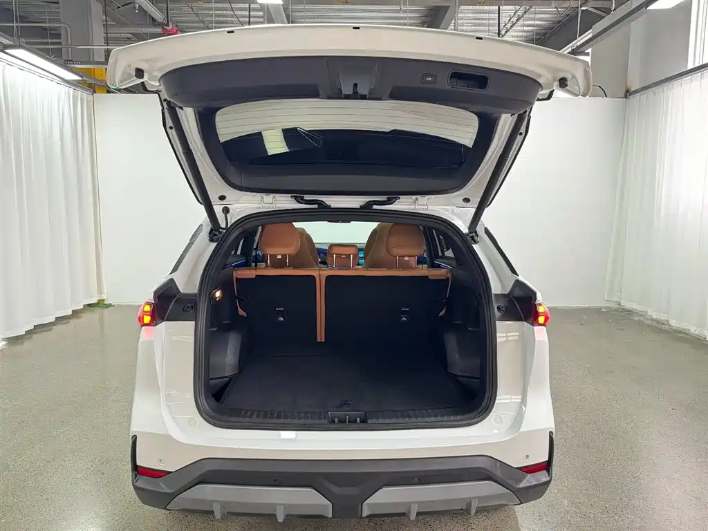 GEELY GALAXY GALAXY L7