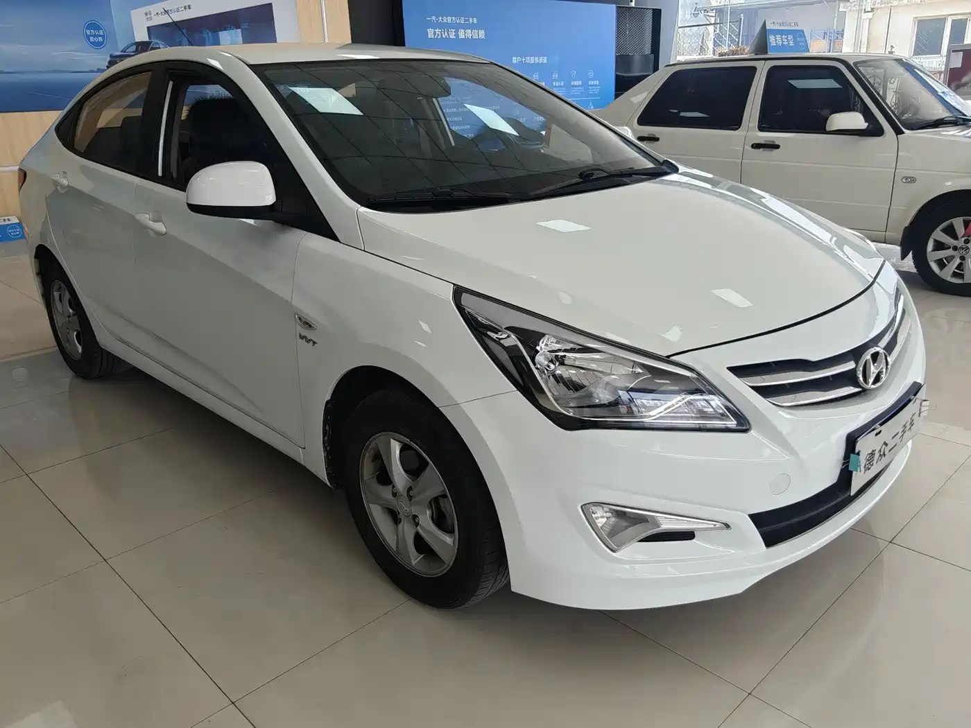 HYUNDAI RENA