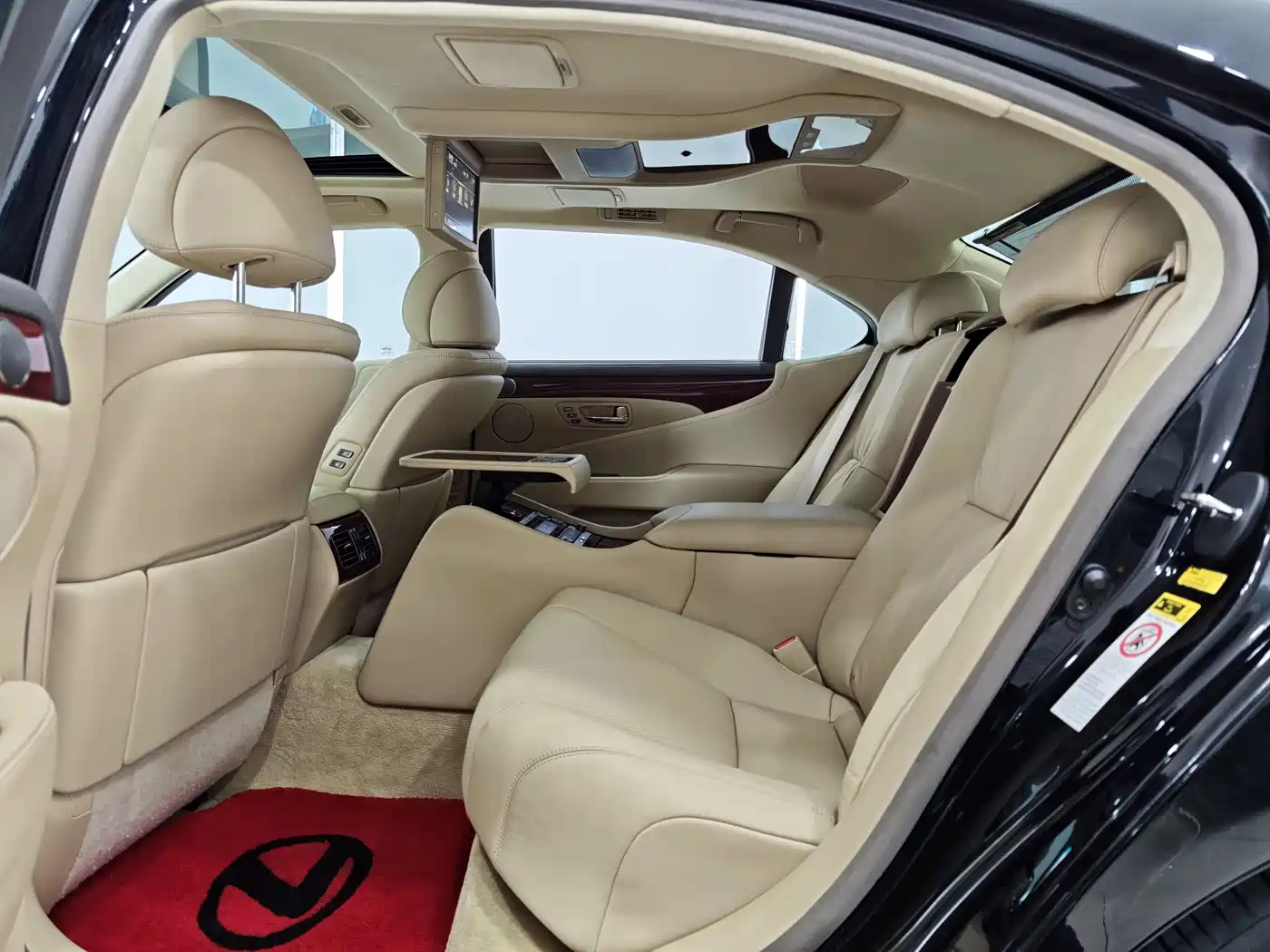 Lexus LS 2006 460L Premium Edition фото 9