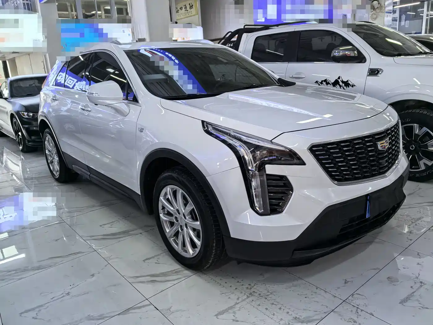 Cadillac XT4 2020 Facelift 28T 2WD Tech фото 3