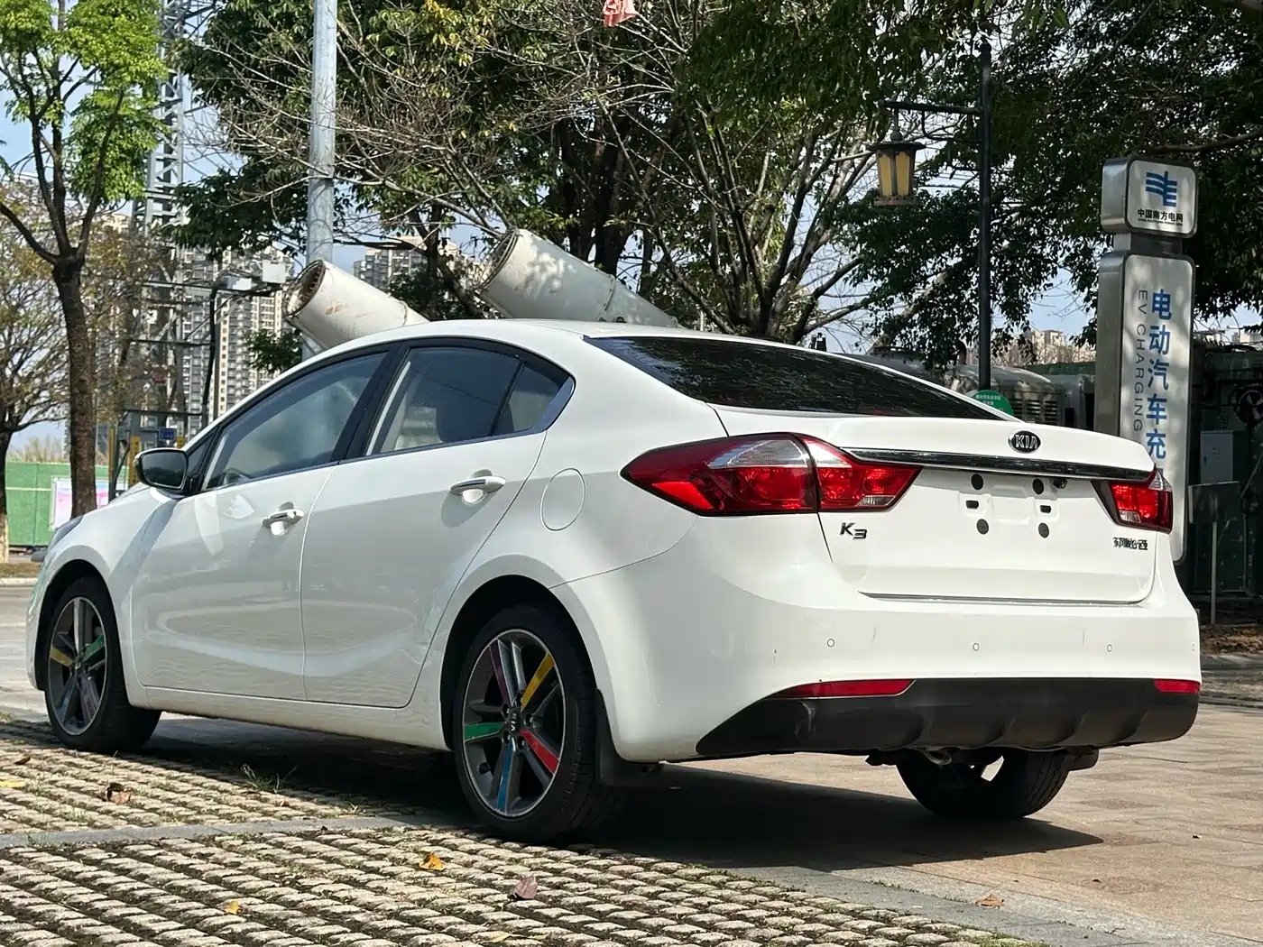 Kia K3 2016 1.6L Automatic GLS фото 13