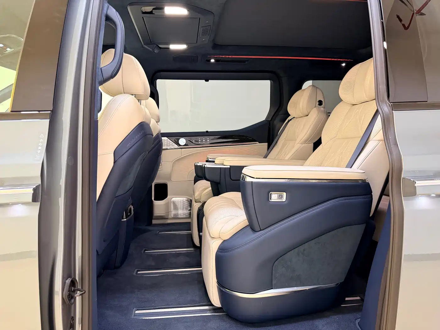 ZEEKR EXTREME KRYPTON 009