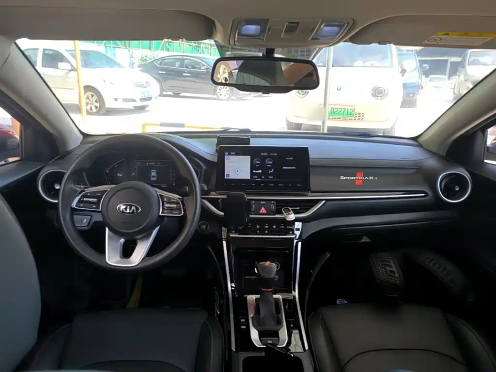 Kia K3 2019 1.5L CVT Smart Connect Edition фото 10