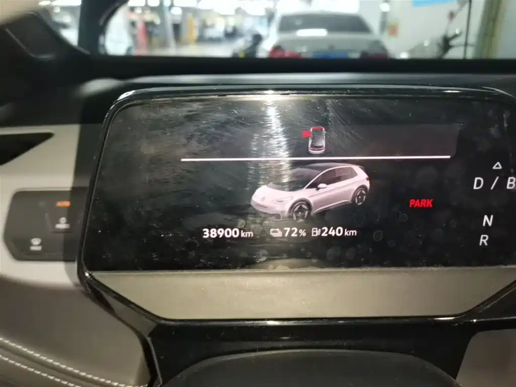 Volkswagen ID.3 2024 Pure Smart Edition фото 12