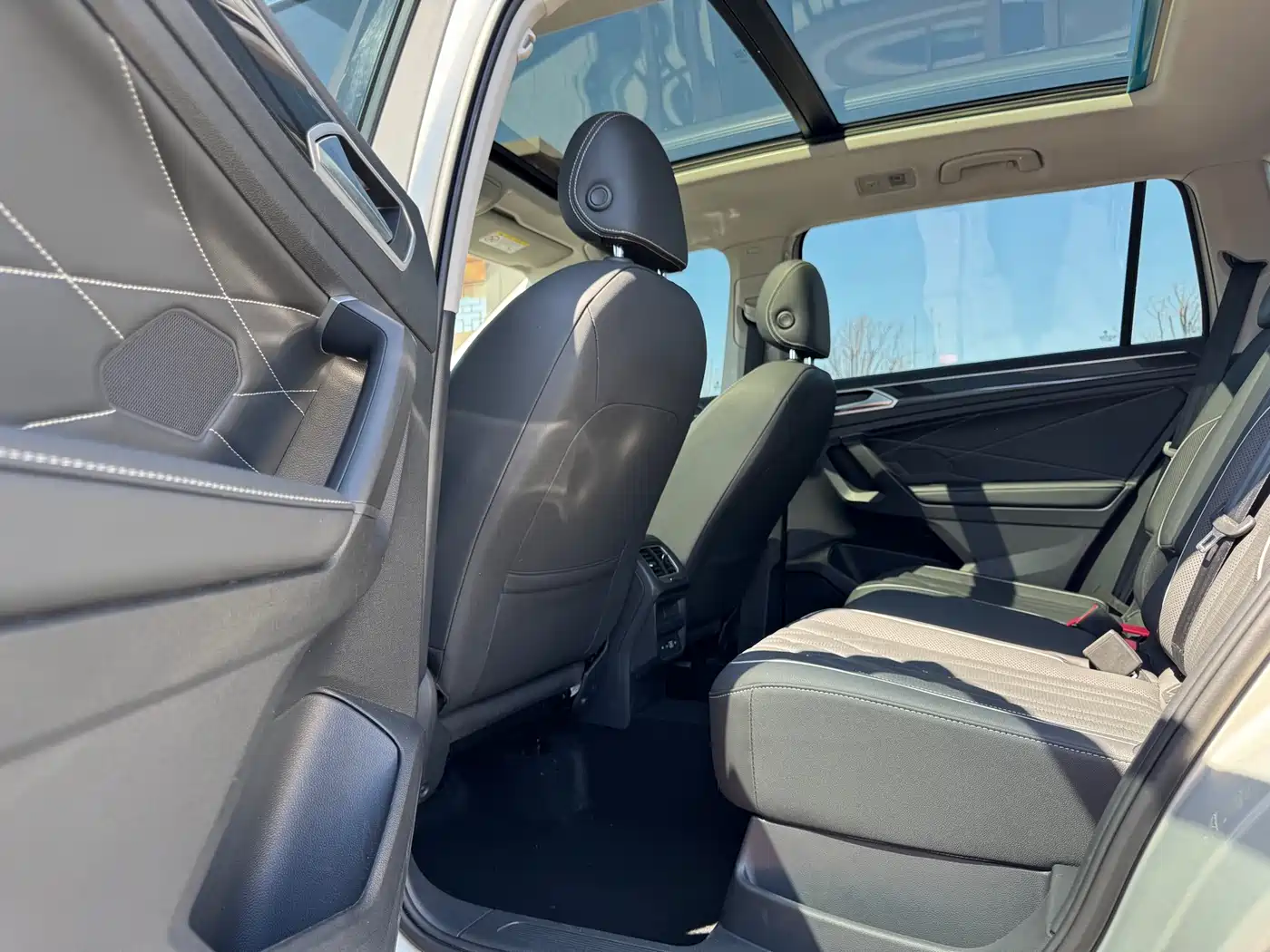 Volkswagen Tiguan L 2023 280TSI 2WD Trend Limited Edition фото 11