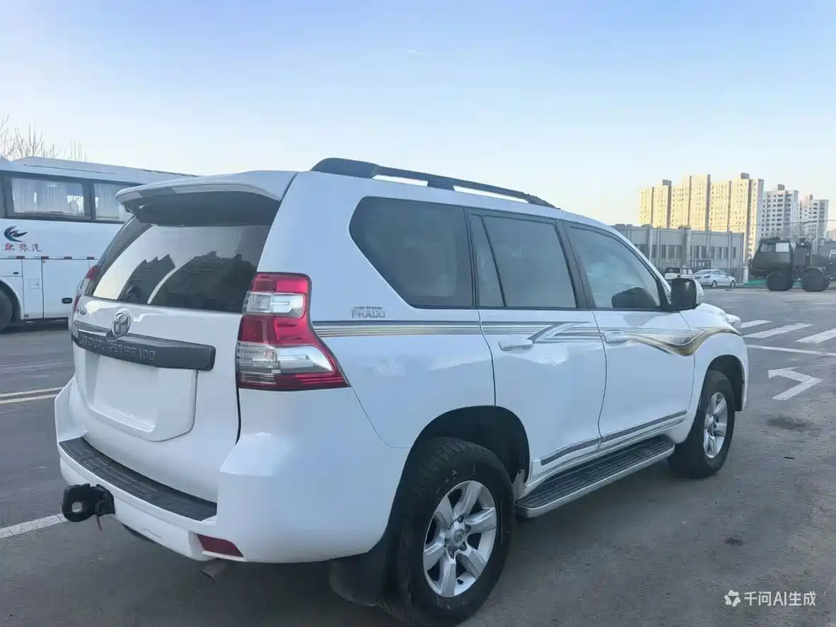 Toyota Prado 2014 4.0L Automatic TX фото 7