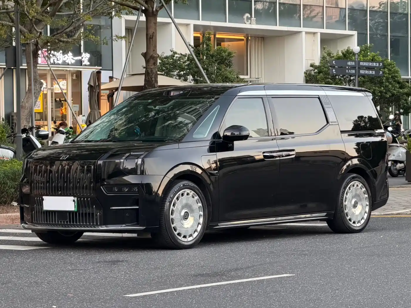 ZEEKR EXTREME KRYPTON 009