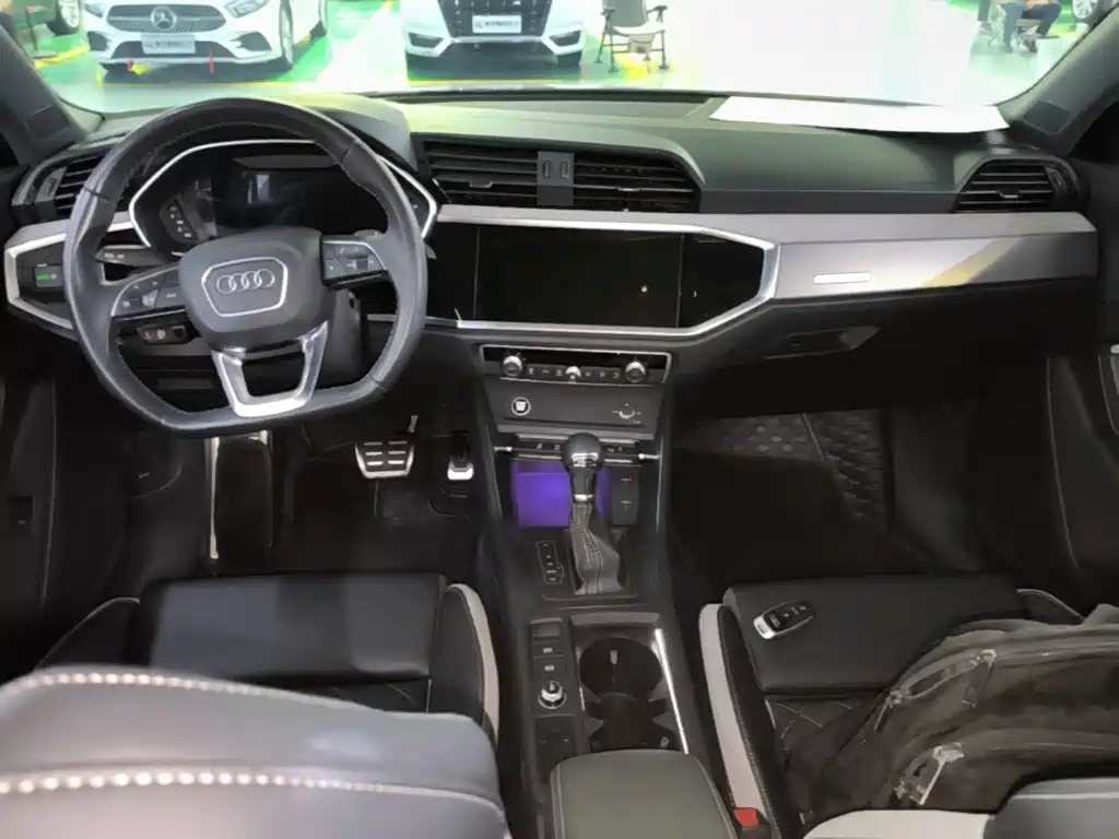 Audi Q3 2025 2025 quattro 45th Anniversary Edition 35TFSI Fashion Dynamic