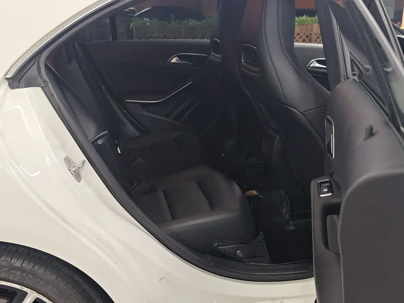 Mercedes-Benz CLA (Import) 2015 CLA 200 фото 12
