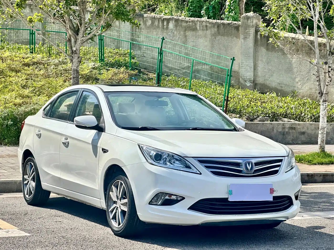 Changan Eado 2015 2015 1.6L Automatic Luxury