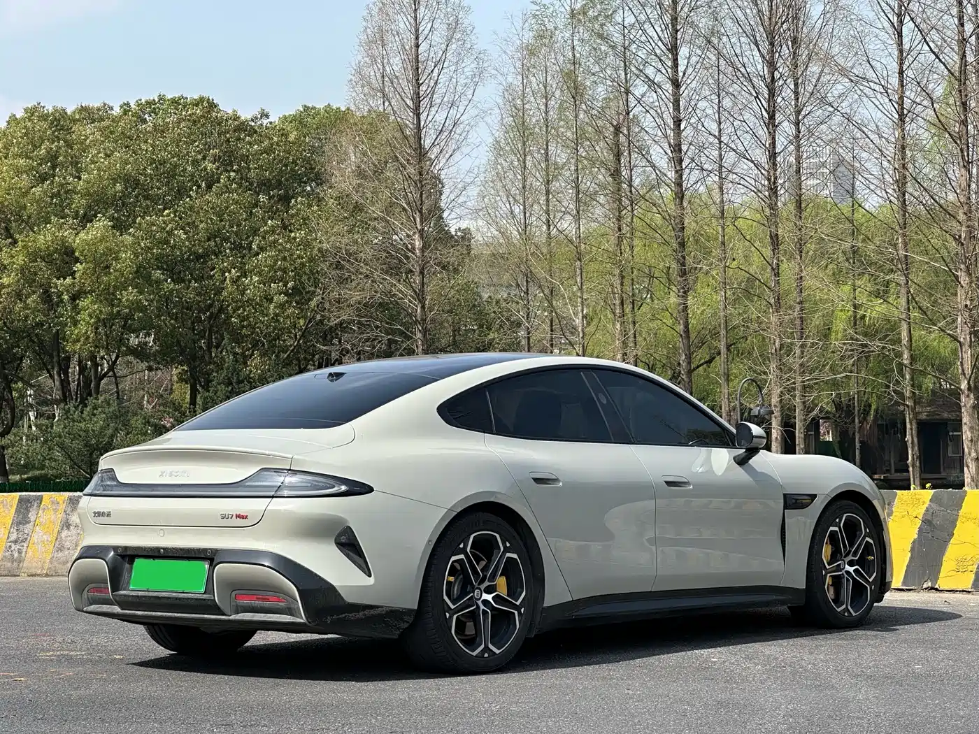 XIAOMI CAR XIAOMI SU7