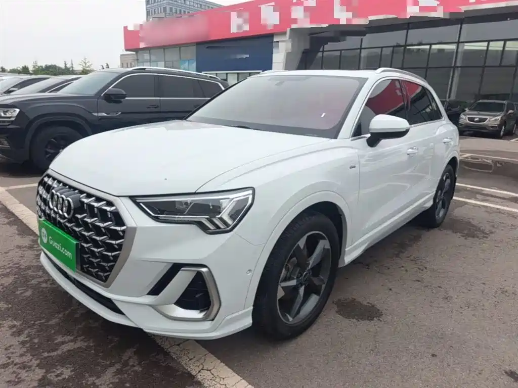 Audi Q3 2024 35 TFSI Fashion Sport