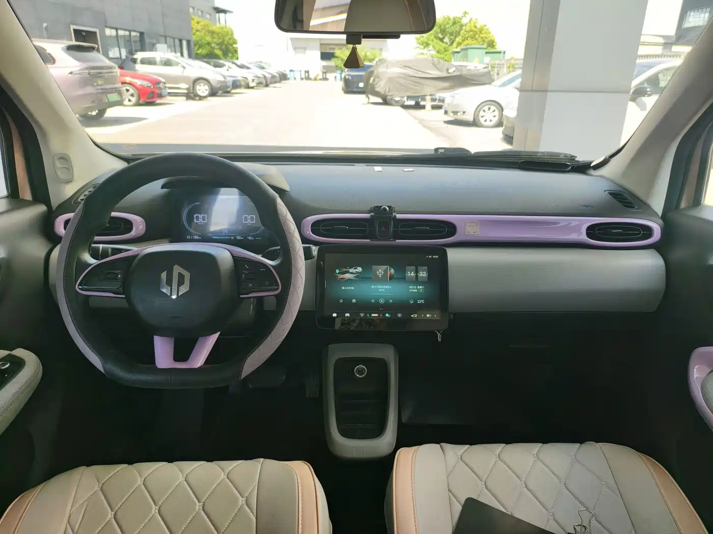 Photo 9 - Leapmotor T03