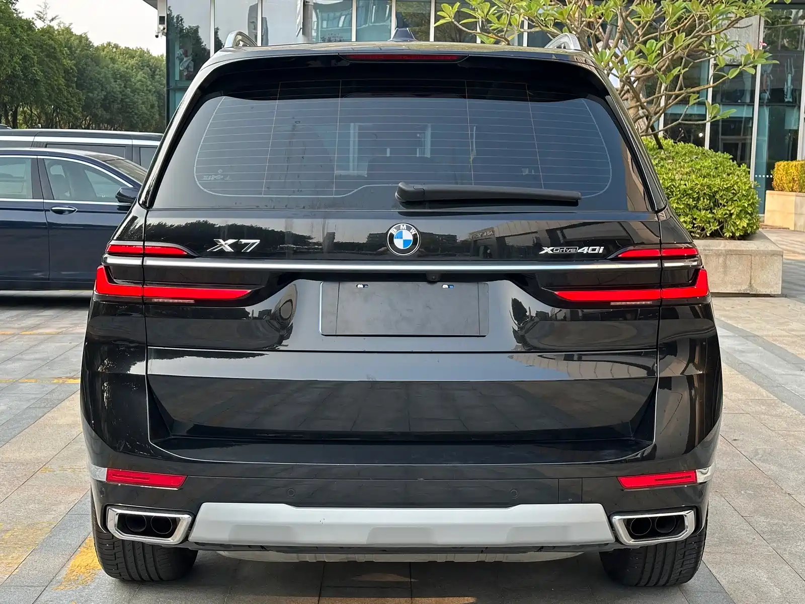 Фото 12 - BMW X7