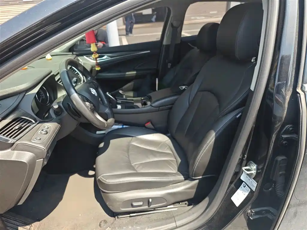 Buick LaCrosse 2021 652T Luxury Edition фото 8