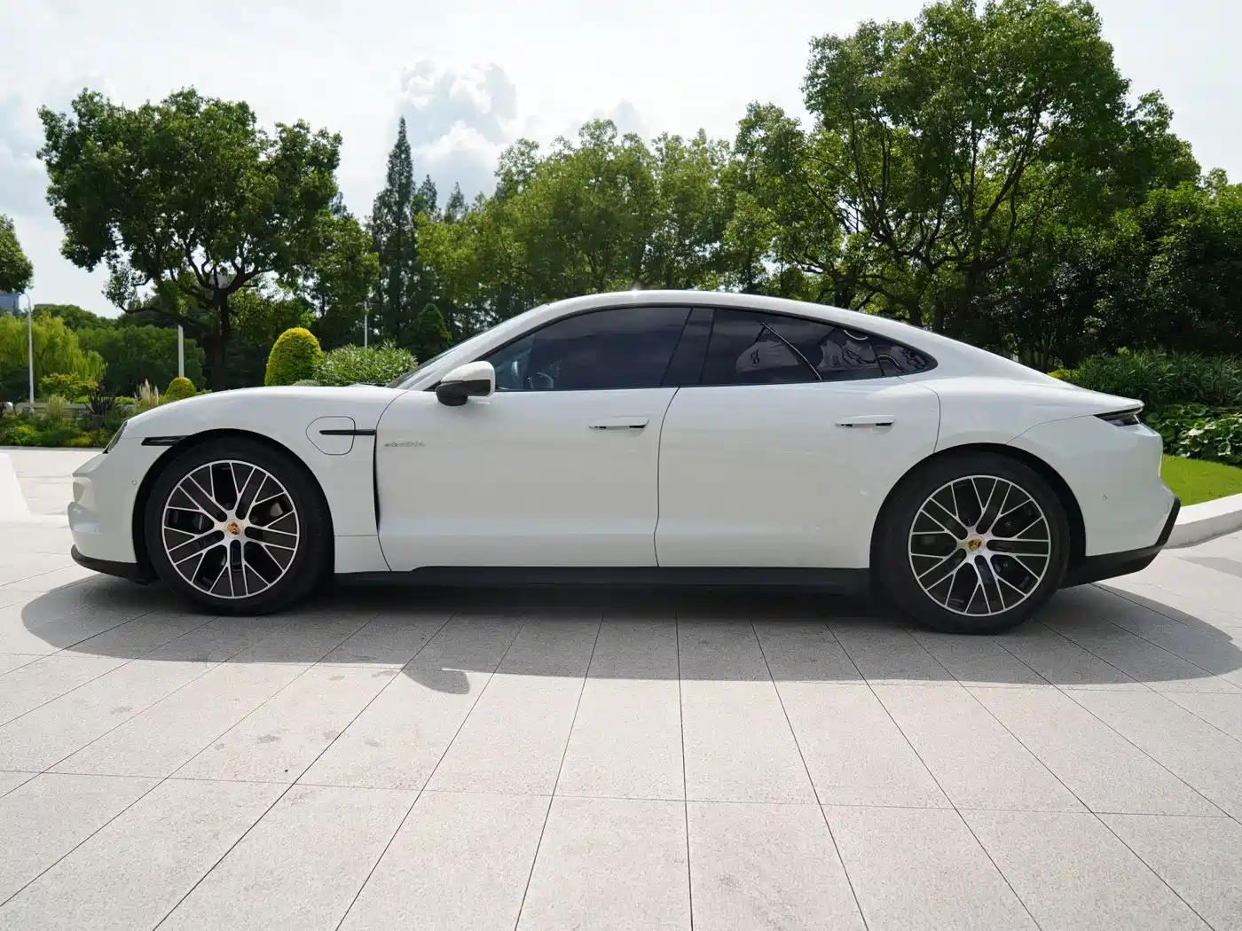 Porsche Taycan 2025 2024 Taycan 4