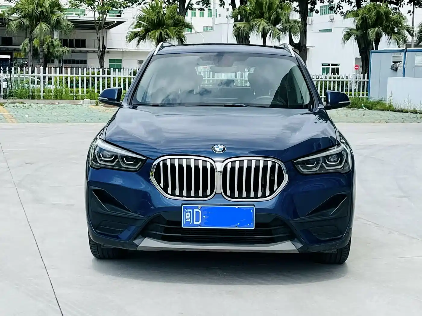 Фото 2 - BMW X1