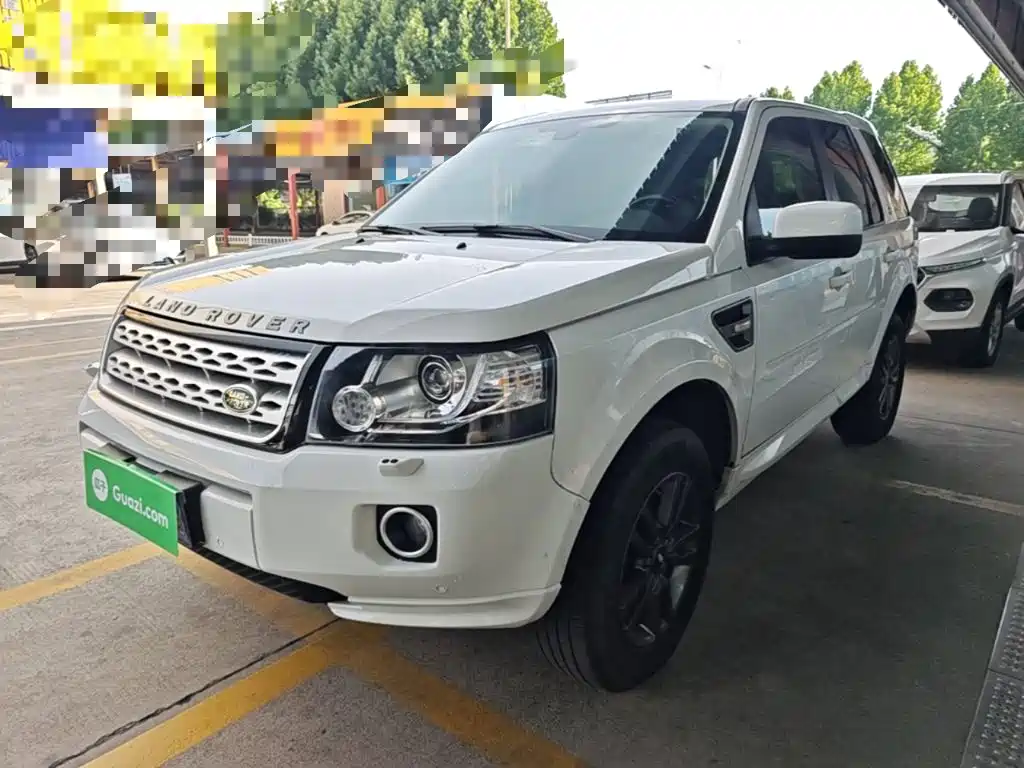 Land Rover Freelander 2 2014 2014 2.0T Si4 SE Gasoline Edition
