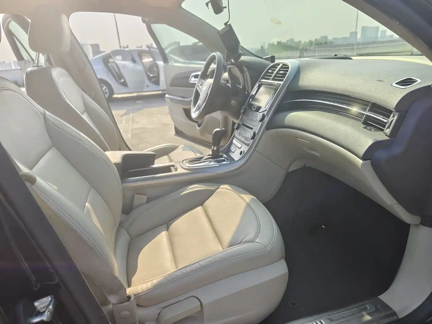 Chevrolet Malibu 2013 2.4L Automatic Luxury Edition фото 7