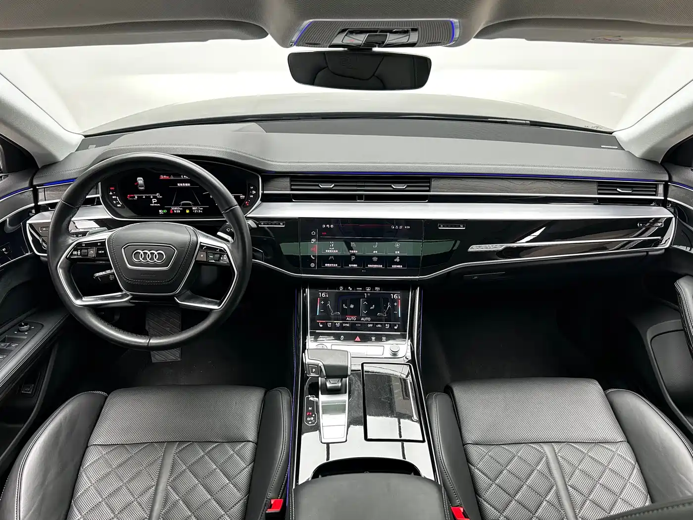 AUDI A8