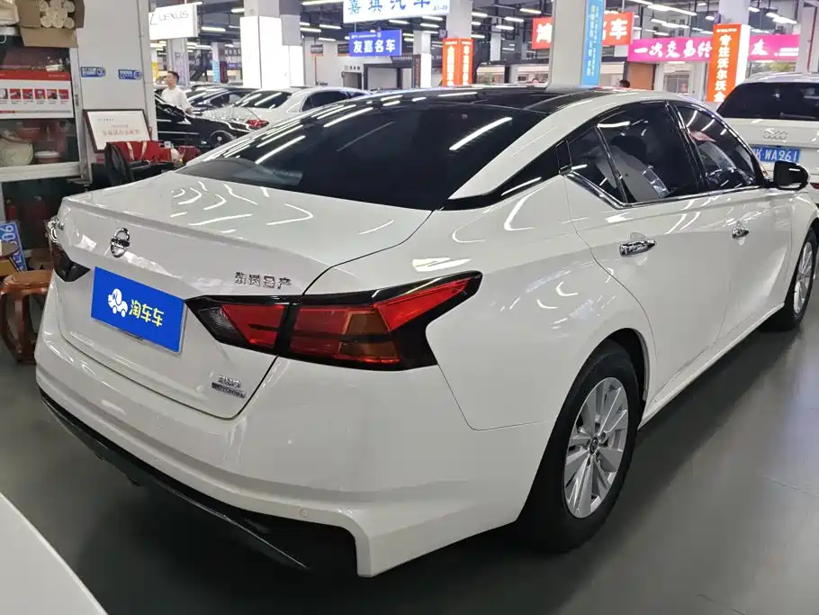 Фото 3 - Nissan Teana