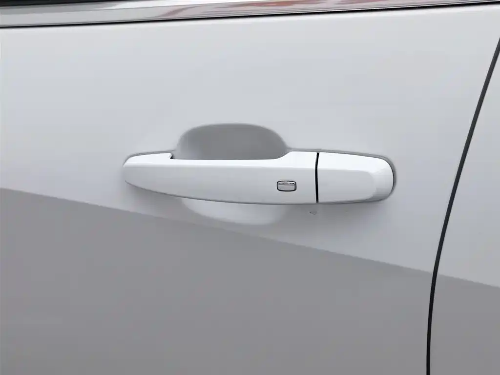 CHEVROLET MAI RUIBAO XL