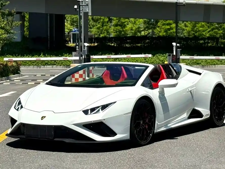 Фото 7 - Lamborghini Huracán