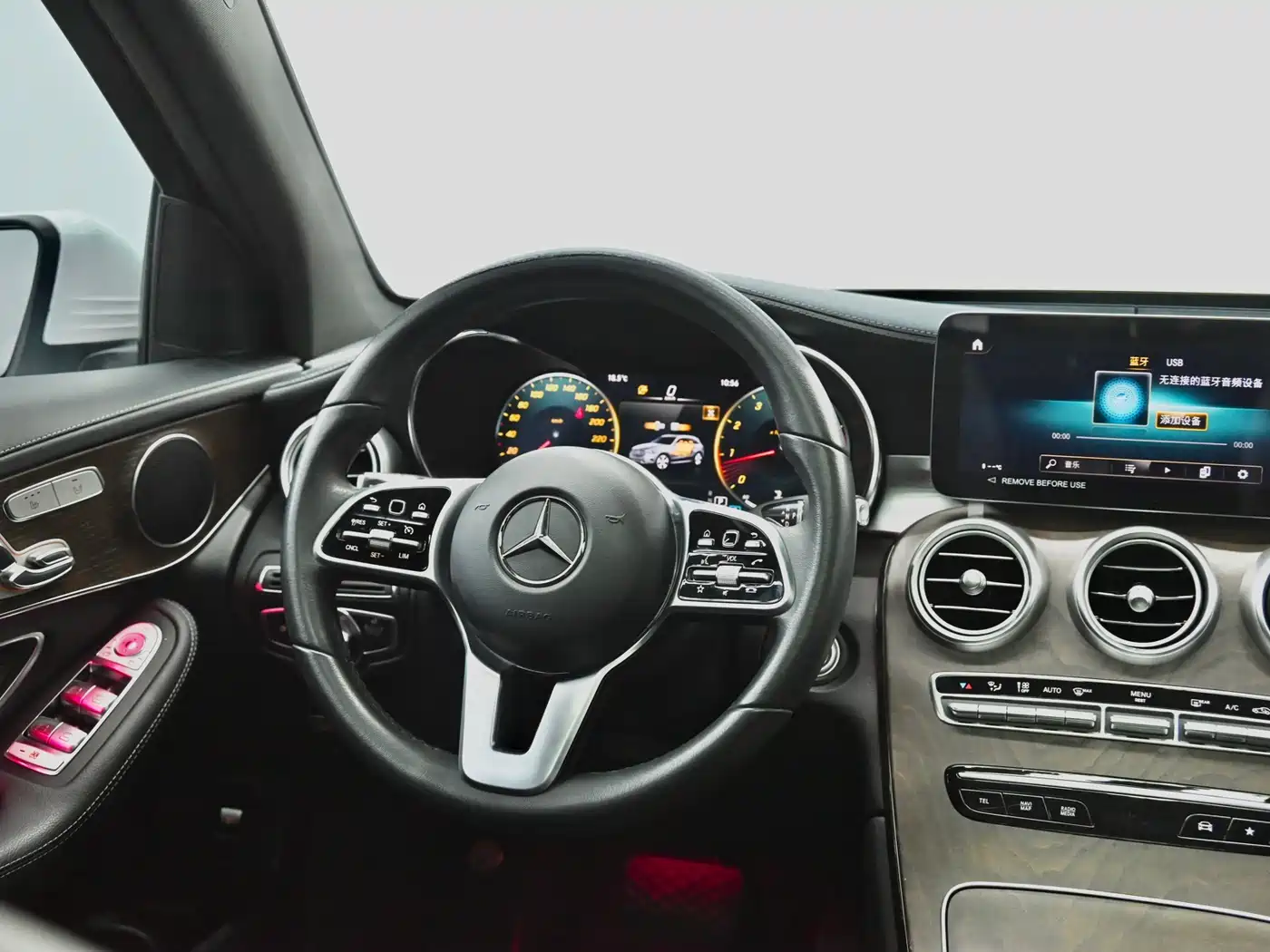 Mercedes-Benz GLC 2022 Facelift II GLC 260 L 4MATIC Luxury фото 12