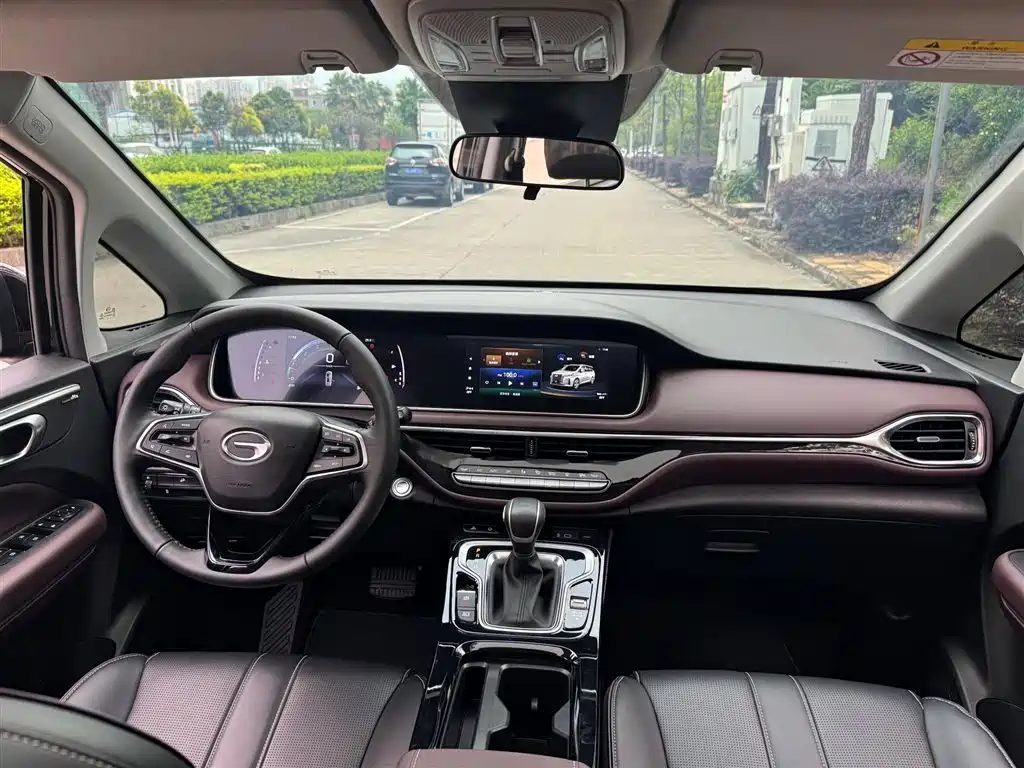 GAC Trumpchi Trumpchi M6 2023 PRO 270T DCT Luxury Edition фото 6